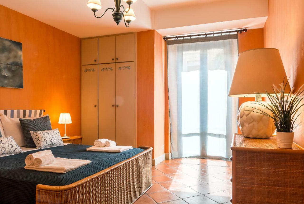 Les Suites - Apartments Riposto Exterior photo